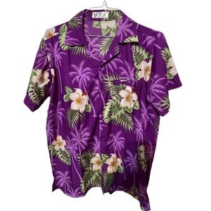 V.H.O. Purple Hawaiian Floral Short Sleeve Button Down Shirt Size Large